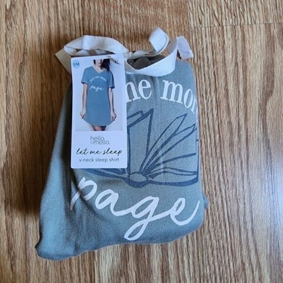 Hello Mello NWT Sleep and Lounge Book Lover top (S/M) Long Tunic Pajama Top - Picture 2 of 4
